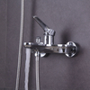 Juego de grifos para ducha y bañera de baño montados en la pared