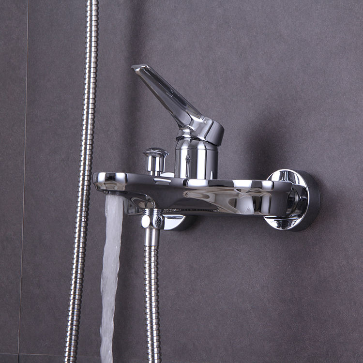 Juego de grifos para ducha y bañera de baño montados en la pared