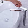 Grifos de lavabo de lavabo alto para baño de un solo orificio montados en cubierta