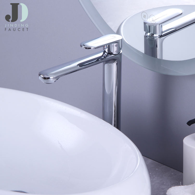 Grifo de lavabo alto de latón para baño frío y caliente contemporáneo de fábrica