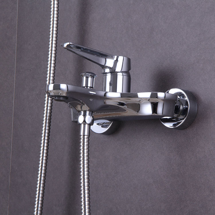 Juego de grifos para ducha y bañera de baño montados en la pared