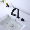 Grifo para lavabo de baño generalizado con 3 orificios y 2 manijas de arco alto