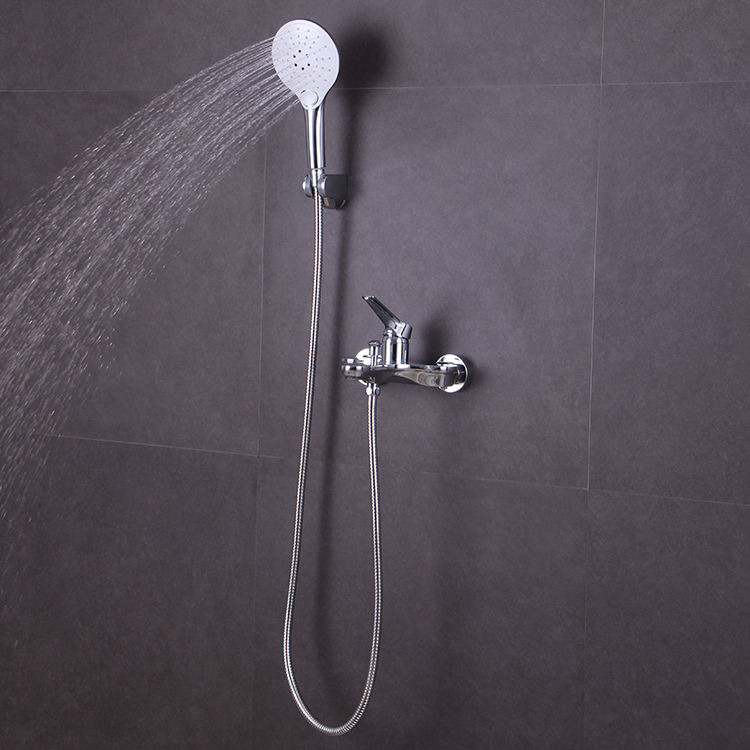 Juego de grifos para ducha y bañera de baño montados en la pared